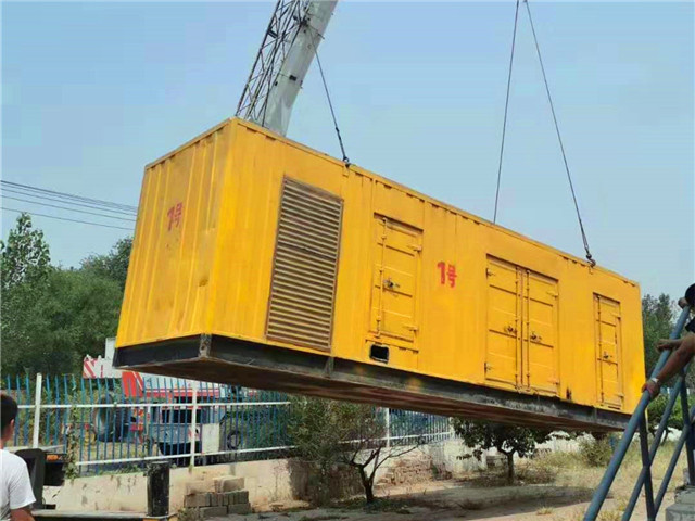 海沧300KW柴油发电机组油耗是多少？
